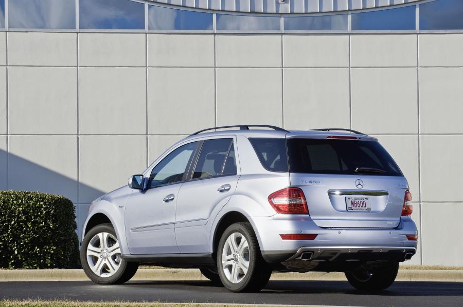  Mercedes-Benz ML450 Hybrid 2009 года  (фото 48 из 49)